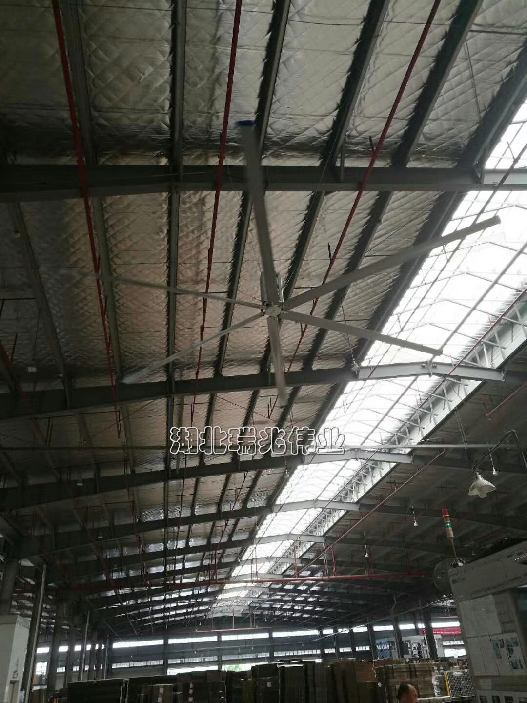 工業大風扇通風降溫工程分析