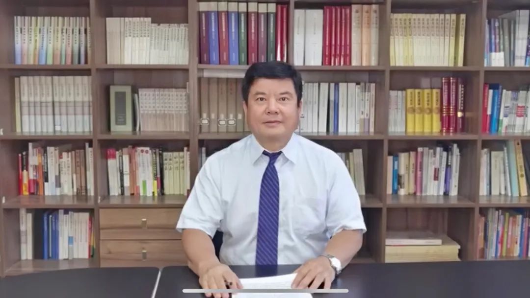 3.中華職業(yè)教育社黨組書記、總干事方乃純.jpg